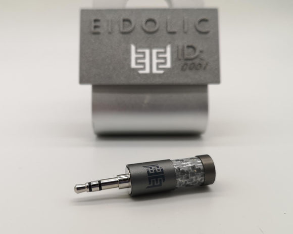 Eidolic 3.5mm Rhodium Plated Jack (Gunmetal with Silver Carbon Fibre)